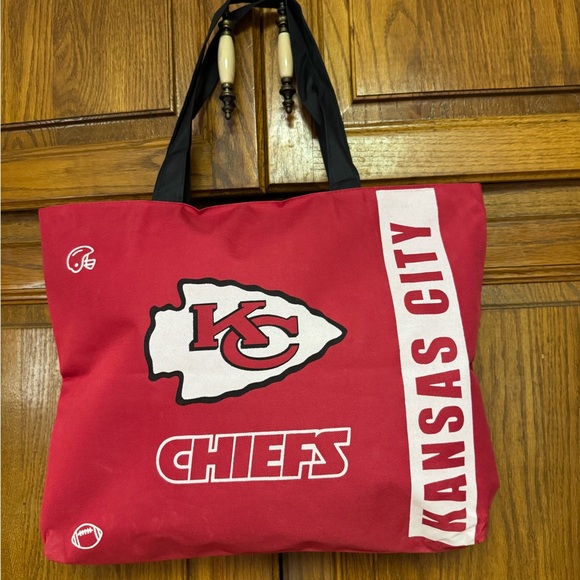 Kansas City Chiefs Red Tote Bag - Picture 1 of 3